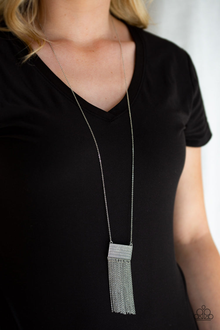 Totally Tassel - Silver 1680