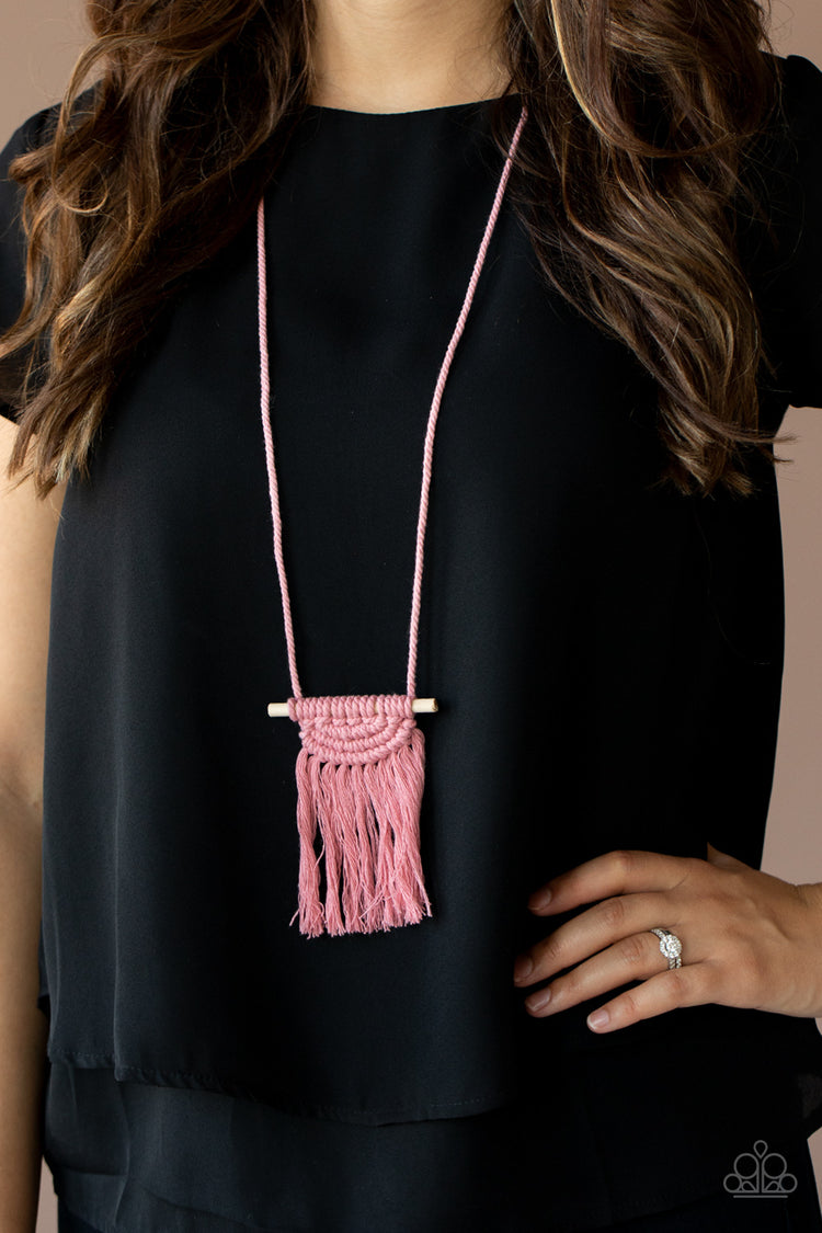 Between You and MACRAME - Pink 1433