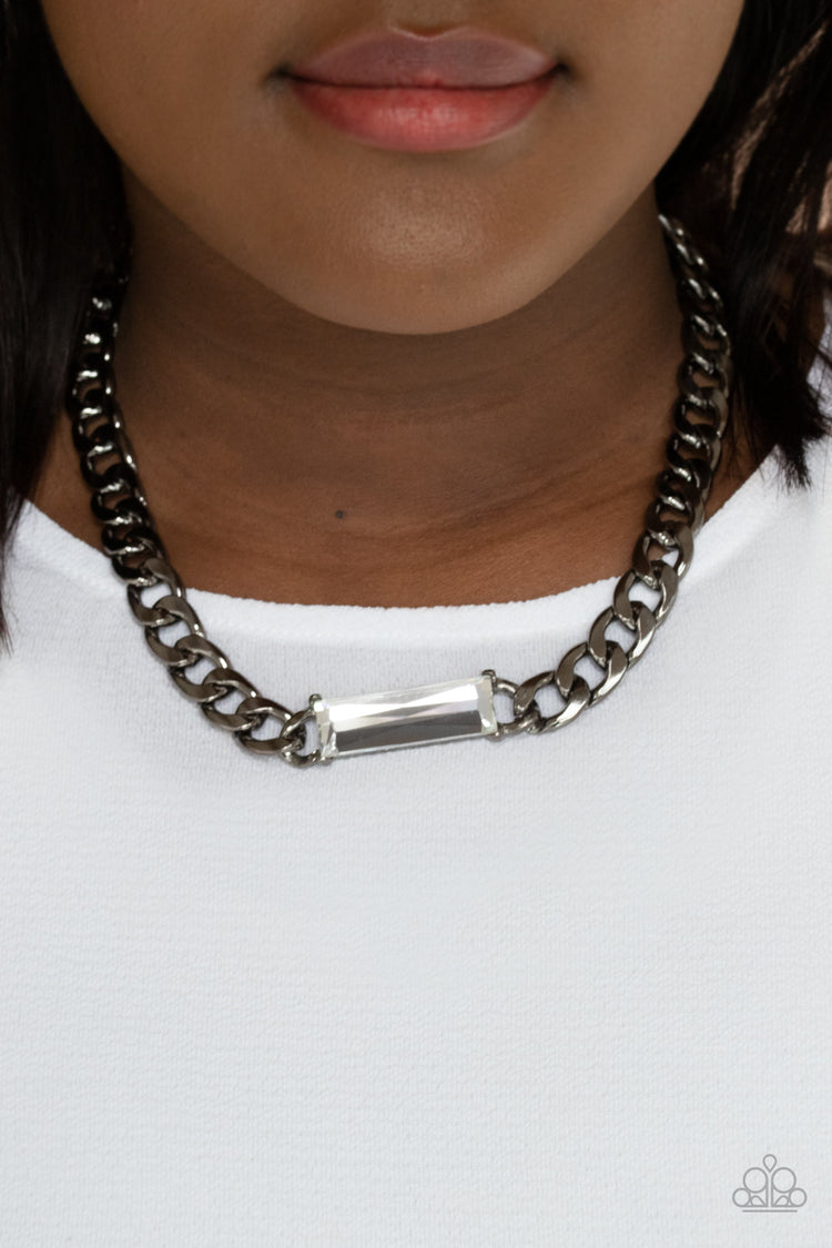 Urban Royalty - Black 1672