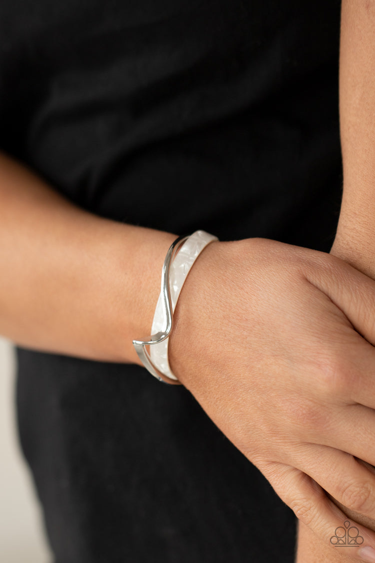 Craveable Curves - White 1801