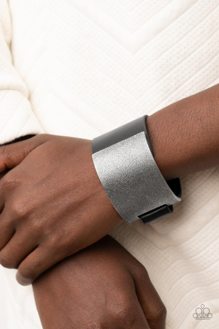 Studded Synchronism - Black 1956