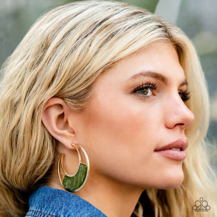 Contemporary Curves - Green 0107