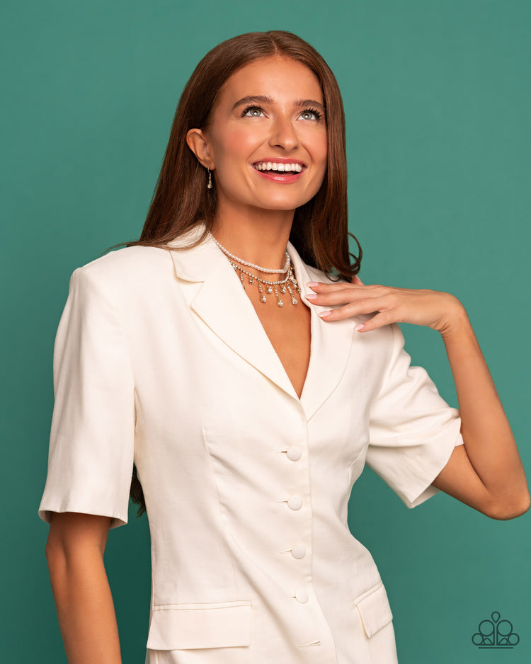 Lessons in Luxury - Gold 0294