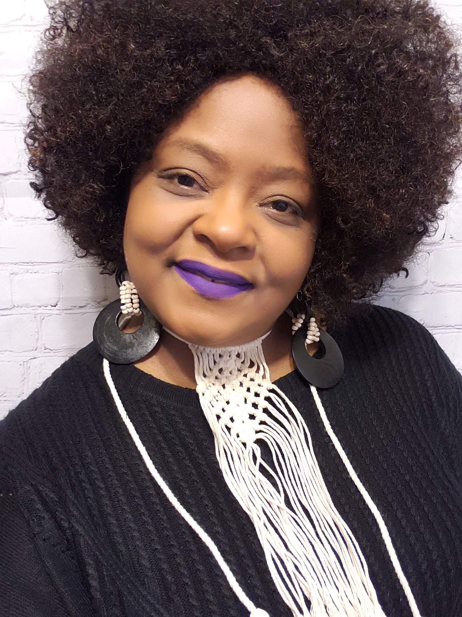 Hello my name is Elaine Stanton owner of LadyE's Jewelry Connection LLC. I am an Independent Consultant with Paparazzi. Here you will find FUN, FABULOUS and FASHIONABLE Jewelry and Accessories for only $5. Shop our upscale Zi Collection for $25! God Bless