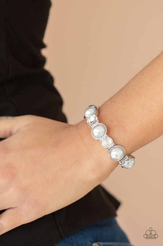 Elegant Entertainment - White 1639