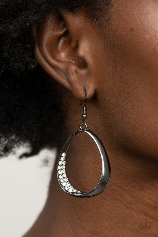 Fiercely Flauntable - Black 1674