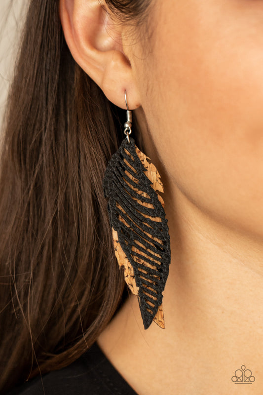 WINGING Off The Hook - Black 1756