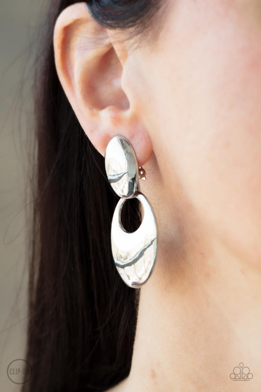Urban Artistry - Silver 0131