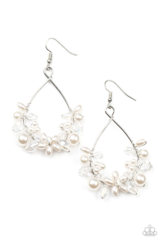 Marina Banquet - White 1901