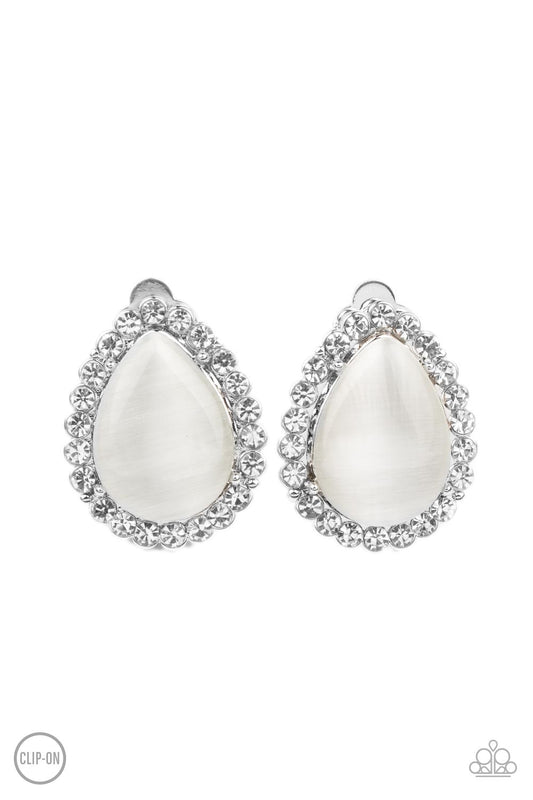 Downright Demure - White 0092