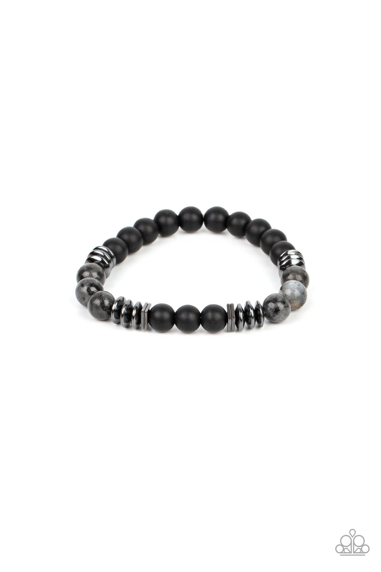 Urban Therapy - Black 0158