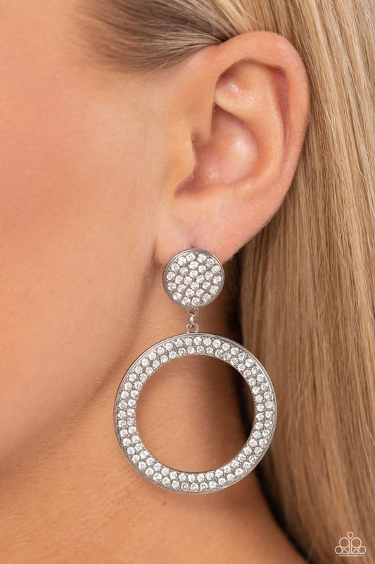 GLOW You Away - White 0258