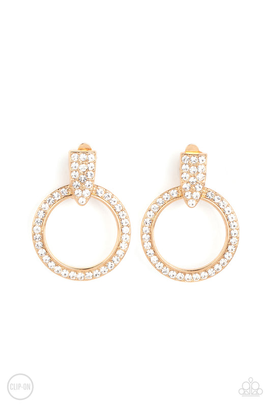 Sparkle at Your Service - Gold 0146