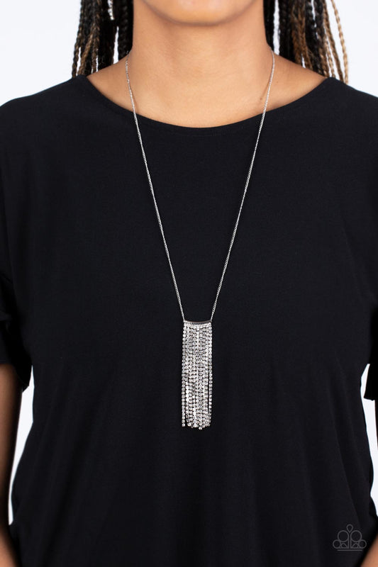 Stellar Crescendo - White  0054