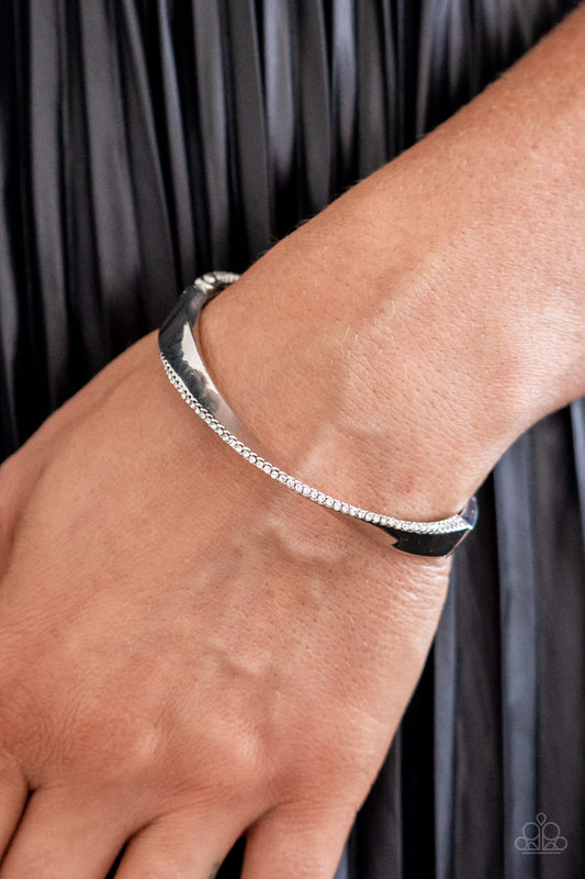 Artistically Adorned - White 0140