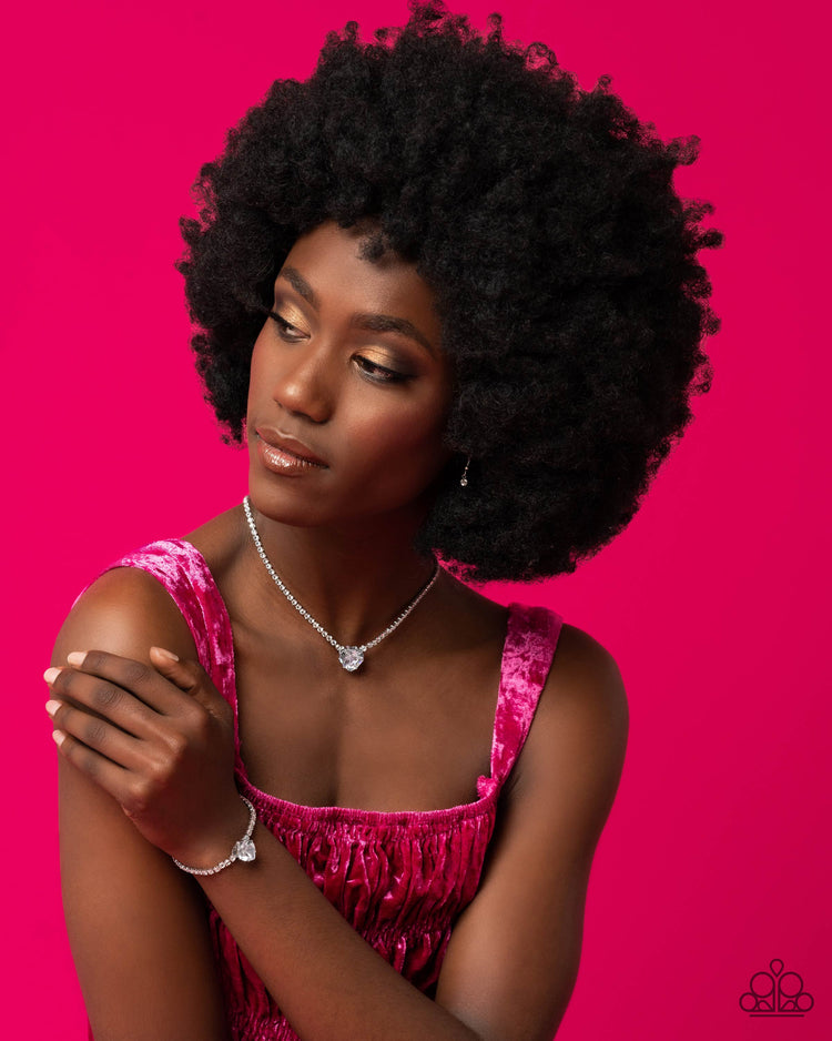 Flirty Fiancé - White 0182