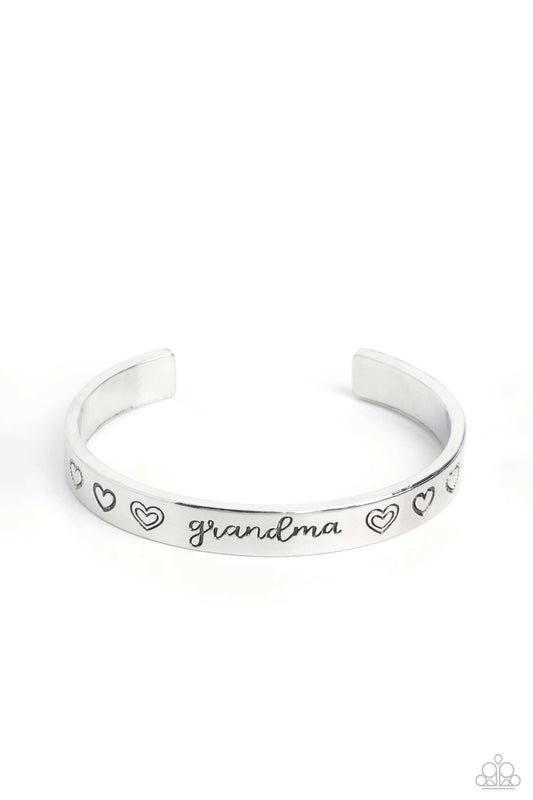 A Grandmothers Love - Silver 0224