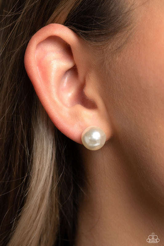 Debutante Details - White Box