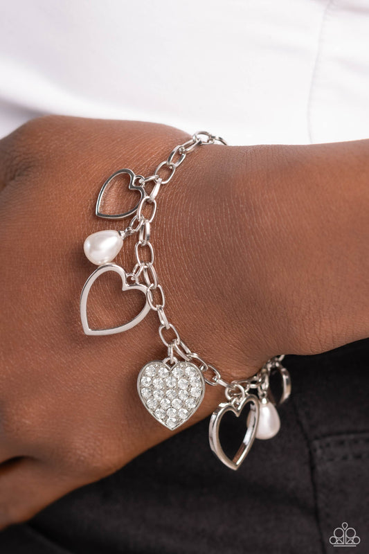 GLOW Your Heart - White 0271