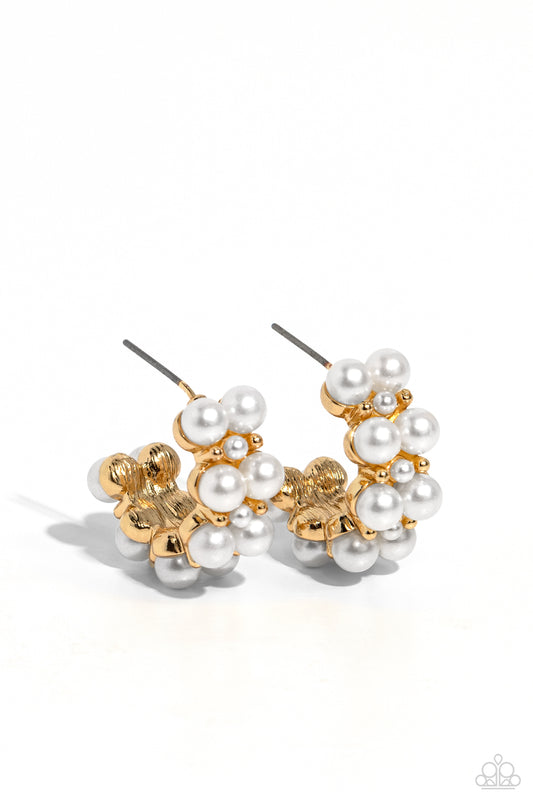 White Collar Wardrobe - Gold 0287