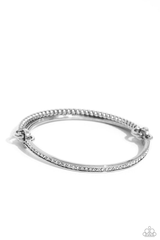 Thrilling Texture - White 0268