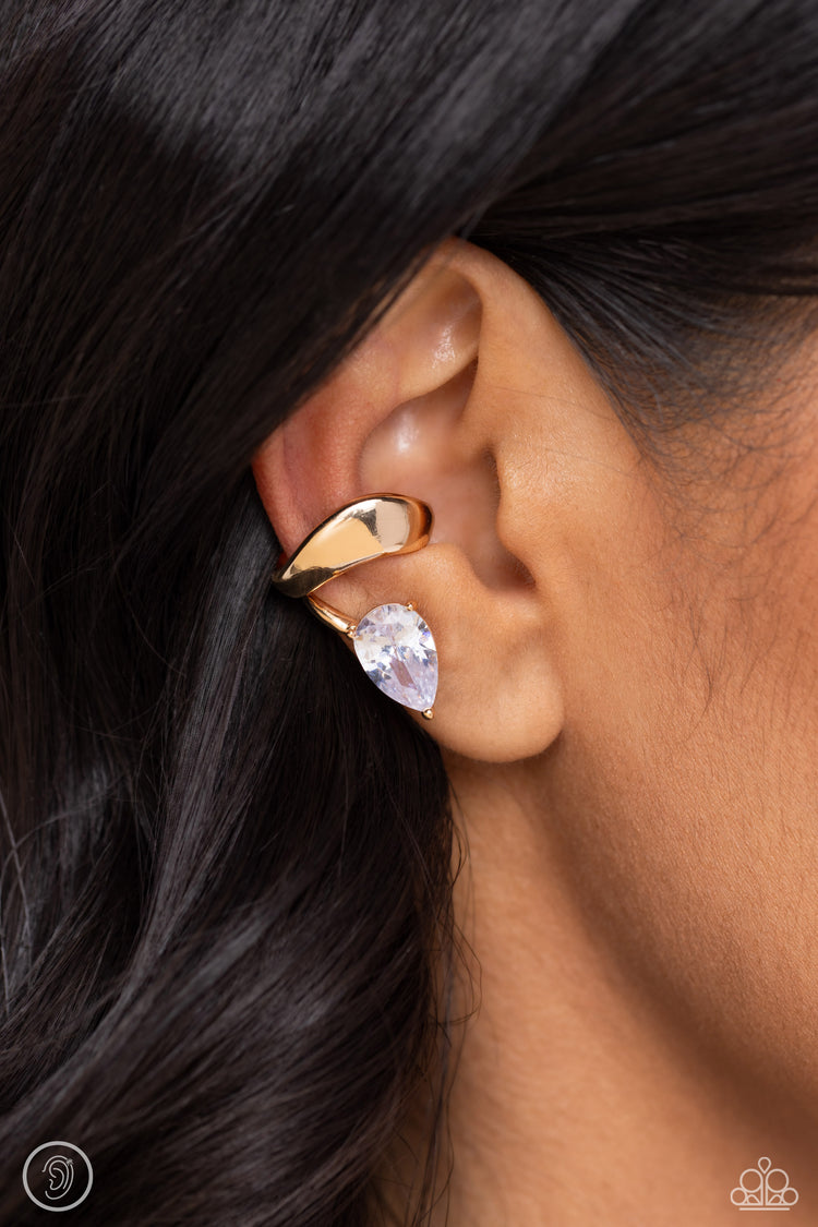 Twisting Teardrop 0357